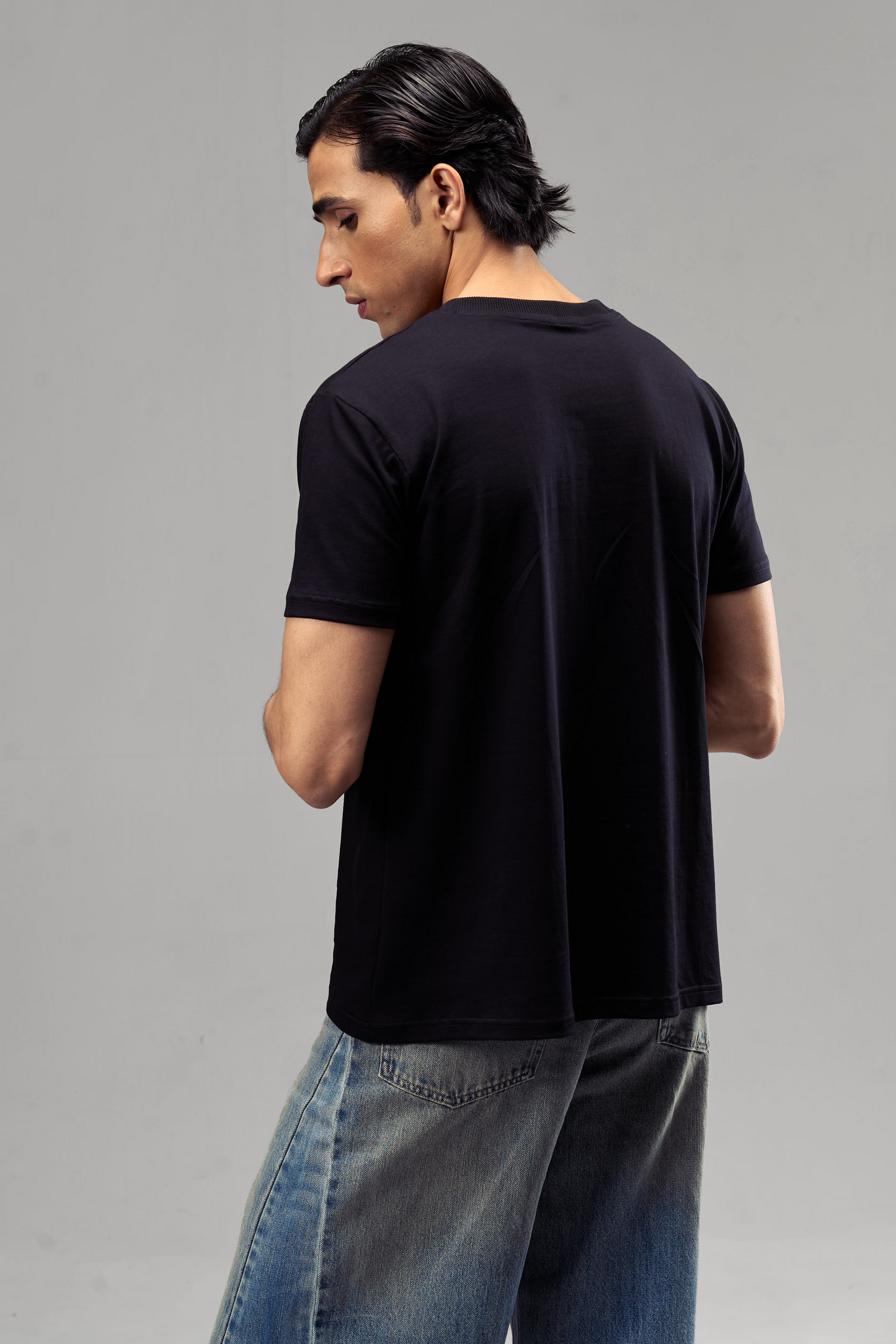 Black Muscle Tee